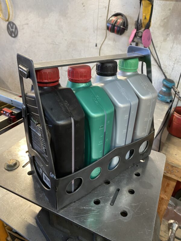 4 QRT OIL CARRIER - Image 3