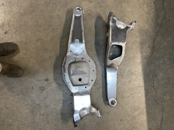 DANA 35 “SUIT AND TIE” PLATE KIT - Image 6