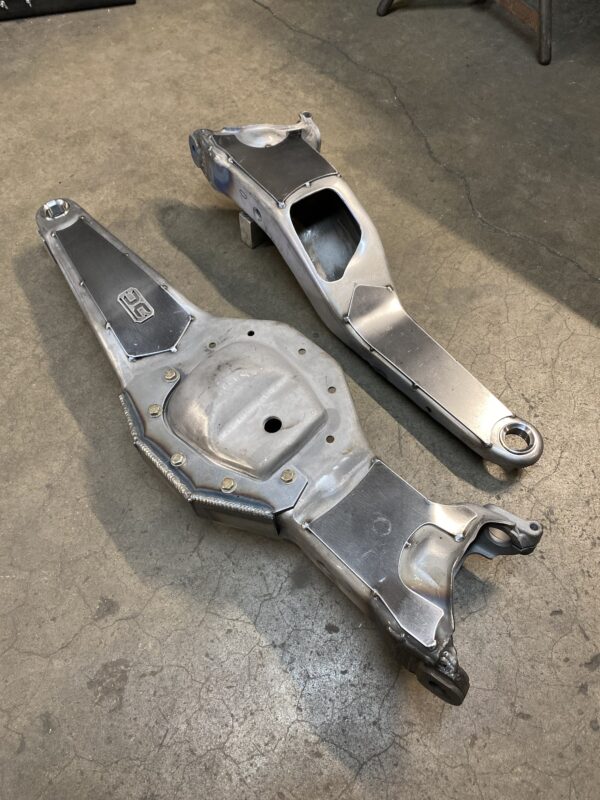 DANA 35 “SUIT AND TIE” PLATE KIT