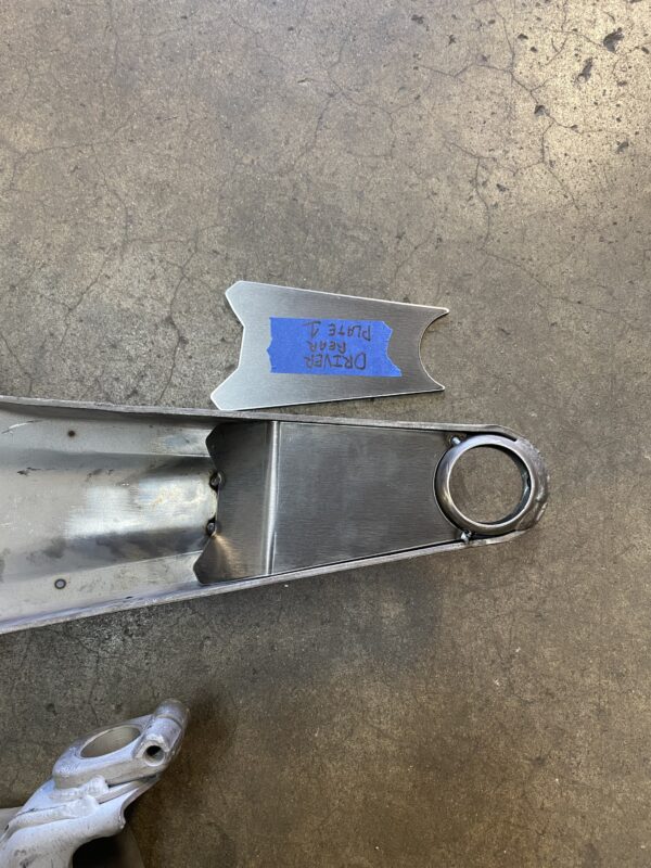 DANA 35 “SUIT AND TIE” PLATE KIT - Image 4